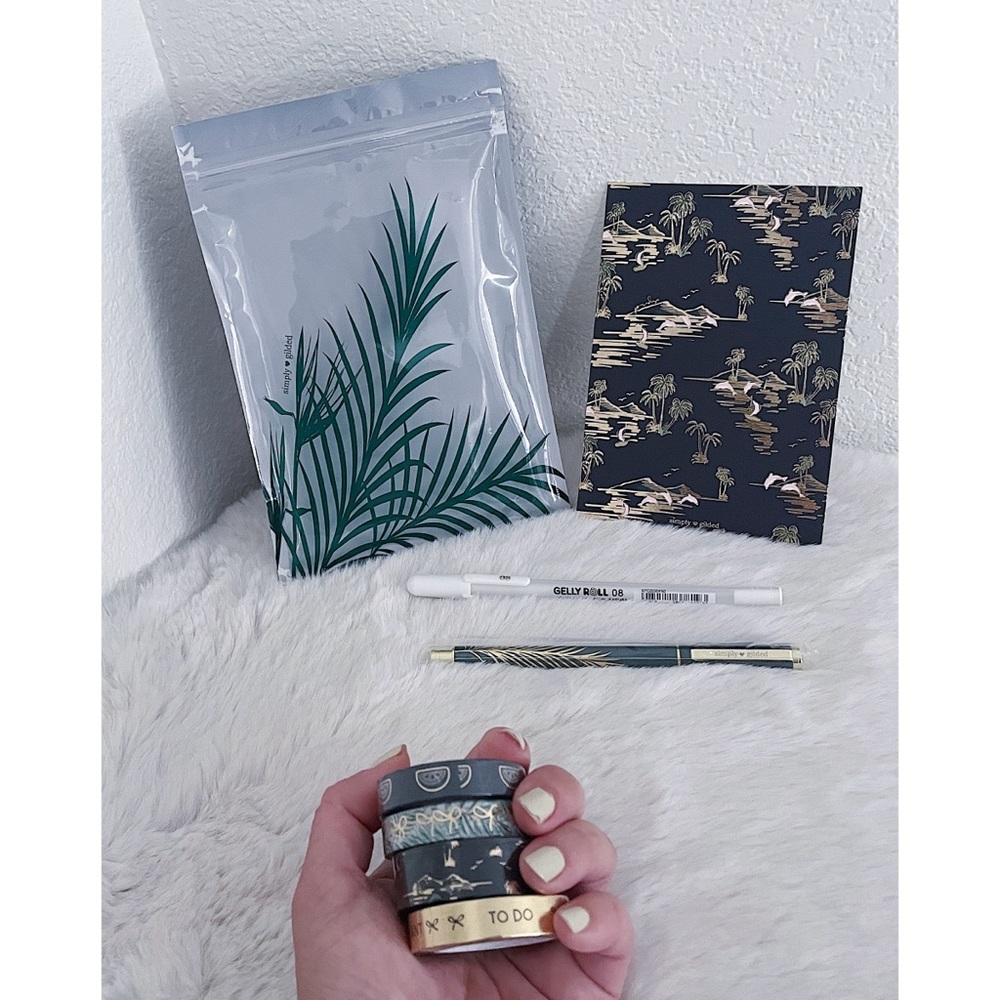 SIMPLY GILDED Tropical Luxe
